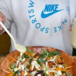 Omallys Hopper Instagram - Salmon Winter Salad, with Roasted Sweet Potato, walnuts, Kale, Arugula, Spinach, zucchini, carrots, and homemade Tahini Apple dressing …. La receta del dressing es el secreto 🤫🤌🏽🤌🏽🤌🏽 For the dressing: -2 garlic cloves -1 half thumb size ginger -1 red apple -1/2 cup of extra virgin olive oil -2 tbsp apple cider vinegar -1 tsp salt -2 tbsp Tahini For Salmon: -Liquid Aminos or Soy Sauce -grated Ginger -grated garlic -white pepper -Honey Maple Syrup mix La cantidad que te diga tu corazón! Measure with your heart.