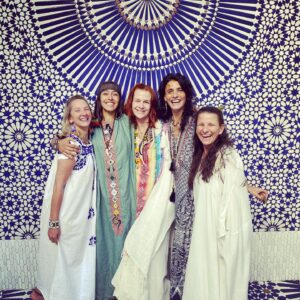 Oona Chaplin Instagram - My heart had to break and get bigger to hold the joy and gratitude I feel after this magical time with friends, family, teachers, magic, music, spirit... Thank you @theboafoundation  @aniwa.co @hummingbird_temple for making an unforgettable hummingbirthday celebration. Thank you @hushahuyawanawa for gracing us with your voice, your heart, your light. I look forward to getting to know you better. Thank you @ninawahunikuin for bringing such joy and wisdom to the last 8 years of my life, for everything you do for your family and the forest, for everything that your represent in my life. I am eternally indebted to you. So alegría! 
#eskawatakayawai #haux