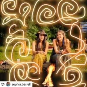 Oona Chaplin Instagram - Gonna be joy jamming with my lil sis @sophia.barrell at the Huni Kuin fundraiser this Saturday. If you’re in London come join! We’re raising money for our relatives in the Amazon rainforest, who keep the forest vibrant. Link in bio #HAUX #hunikuin #amazon