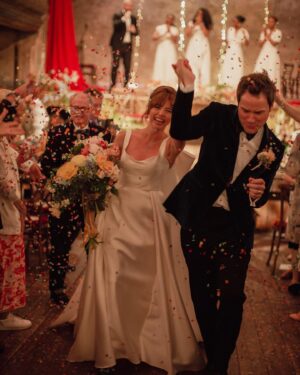 Ophelia Lovibond Instagram - Paper ❤️ Hubba husband @henrypettigrew #oneyearanniversary #timeflies #paperanniversary #wiltonsmusichall #paperlove @wiltonsmusichall @naomigogginphotography @halfpennylondon @wormlondon