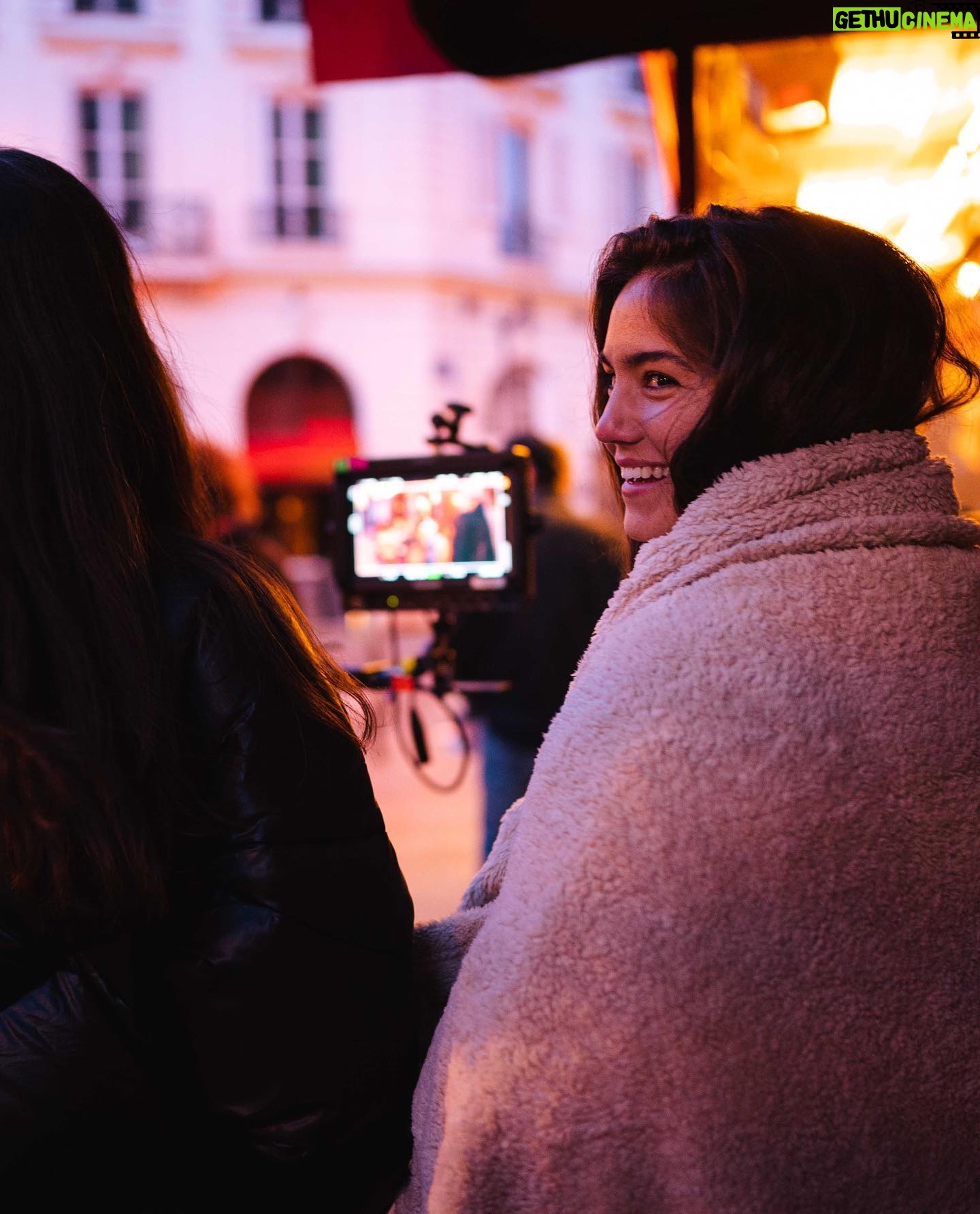Ophélie Bau - 6.2K Likes - « La vie d’avant » de @anaisdeban
Avec @tcheky.karyo
⏳💛
📸 @clairejaillard
🎧 @chacha_comte
|
|
|
|
|
|
|
|
|
#actrice #actrices #backstage #backstagephoto #backstagephotography #film #movie #movies #films #photography #photo