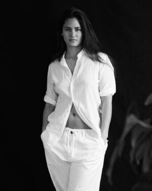 Ophélie Bau Instagram - 📸 un grand merci à @marc.hervouet 🌱 
|
|
|
|
|
|
|
|
#blackandwhite #noiretblanc #noiretblancphotographie #photography #photooftheday #photographer #photographie #actrice #actress #nomakeup #naturephotography #simple #girl