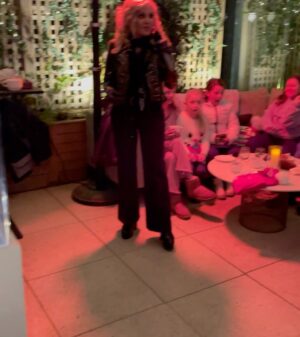 Orfeh Instagram - When @andy_karl   @orfeh host a 🎄 sing-a-long 🎤 at the @parkterracehotel with @hotelchocolatusa serving up hot cocoa and and espresso 🍸.

🫶🏼Did @will.linendoll and I make a 🎄 music video with Orfeh and Andy?
🫶🏼Did @pompomcharlie sing backup for @andy_karl? 
🫶🏼Was there a Page Six article?
🫶🏼Was I reunited with my chosen family?
🫶🏼Did I give @orfeh my @rpzlrpzl headband because she is the 👸🏻?
🫶🏼Does @parkterracehotel’ 6th floor bar/terrace @terrazzobryantpark have the most perfect view of Bryant Park?

The answer is yes. And it’s all documented in this carousel♥️Happy holidays!

#bryantpark #parkterrace #orfeh #andykarl