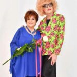 Orietta Berti Instagram – #MadameSisi
#love💖

Con Madame Sisì ho condiviso una grande amicizia nata dieci anni fa proprio nel suo locale dove ero ospite. Una bella amicizia al punto che qualche anno fa ho voluto dare il suo nome ad una delle mie amate gattine, per celebrare proprio la nostra amicizia. Un legame speciale che si è consolidato negli anni grazie alla sua meravigliosa capacità di trasmettere un senso magico e speciale nelle serate del suo locale dove l’accoglienza, l’inclusione, la fratellanza, la voglia di divertirsi insieme a mille colori, sono sempre stati protagonisti.
Carlo era una persona ironica, positiva e con una energia coinvolgente…ed è stato sempre circondato dal grande affetto della famiglia e dei tantissimi amici ed amiche che gli hanno voluto bene. È sempre stato molto attivo non solo nella sua professione ma anche in tante campagne sociali e di sensibilizzazione.
Il mio pensiero e le mie condoglianze vanno ai famigliari e agli amici.
Mancherà molto a tutti❤.

Ciao caro Carlo e ciao cara Madame Sisì💖

con affetto e stima
Orietta

@madamesisiartclub #madamesisi #CarloTessari @art.club.disco #love💖 #amicizia #gratitudine