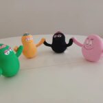 Orietta Berti Instagram – Care amiche e cari amici,
come ci insegnano i #barbapapa 💖🖤❤💚💙💜💛🧡 con i loro colori… dovremmo fare di tutto per vivere in #pace🏳️‍🌈 ed amicizia in tutto il mondo… rispettando il nostro ambiente e i nostri amici animali… perchè non siamo noi i proprietari del pianeta🙌

Grazie💗 alla cara Santina Fiandrino per questi morbidissimi Barbapapa per le miei nipotine Olivia ed Ottavia🎁.
Pensate che incisi proprio negli anni ’70 tutte le canzoni dei #Barbapapa e da allora ne sono sempre legata con tanto affetto🌈

Con l’augurio che davvero questo sia un anno di pace per tutti✨

Un abbraccio❤
Orietta

#pace #ambiente #nipotine #OliviaeOttavia💖 #amicizia #amareglianimali #amareilprossimo #rispetto #fraternità #love💖