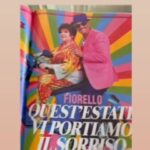 Orietta Berti Instagram - Questa settimana la copertina di "Chi" è dedicata ad una coppia d'eccezione, quella formata dal "re" della tv italiana, Fiorello, e dalla "regina" della canzone, Orietta Berti, protagonisti del tormentone dell'estate 2024 "Una Vespa in due". In una intervista esclusiva i due mattatori raccontano a "Chi" i loro segreti. "Affrontare questi tempi con ironia", dice Fiorello, "è un modo per evitare di creare ulteriore ansia, ed è il nostro compito. Non significa ignorare ciò che accade intorno, ma aiutare tutti ad andare avanti affrontando il presente con leggerezza". "Il suo ottimismo fa bene all'anima", gli fa eco Orietta. "Se tutti avessimo un po' di Fiore..." repost: @chimagazineit photos: @mad_164 @giannibrucculeri "Una vespa in 2" @rosario_fiorello @bertiorietta 🛵❤💖💗💜🧡💛💚💙🌈 #unavespain2 #UnaVespaInDue #fiorello #oriettaberti #estate #buonumore #UnFiore #summer #vivarai2 #unavespainduemania #cover #copertina @alfosignorini @azzurradellapenna #gratitudine #love💖