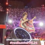 Orietta Berti Instagram - #RadioZetaFHL24 ❤😍 @radiozetaof @rtl1025 @skyitalia @tv8it @nowtvit ! 📻 📺📱" repost @radiozetaof #unavespain2 @rosario_fiorello #love❤ 🛵✌🌈 Un abbraccio💖 Orietta #RadioZetaFHL24 #unavespain2 #UnaVespaInDue @rosario_fiorello #oriettaberti #radiozeta #futurehitslive #fhl @federicagentileof #lorenzosuraci @danti2f @starpointcorporation @danti2f @warnermusicitaly #love💖 #reginaditutto #queen #estate🌞