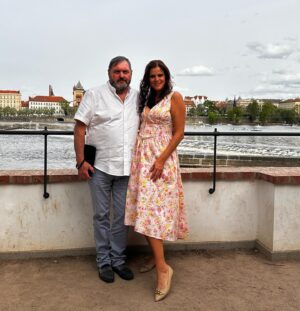 Ornella Koktová Instagram - Krásný narozeninový den Pepíčka a Lilianne🩷…přeju vám oběma pevné zdraví, moře štěstí a úsměv na tváři!🥹 Nekonečně moooooc vás milujuuuuuu!!!!!!! Hurá Hurá Hurá🍀!!!