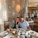 Ornella Koktová Instagram - Když muž se ženou snídá aneb když ten před náma u stolu bengál nevidíte❤️…..