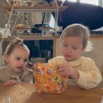 Ornella Koktová Instagram - Dneska jsou ti Svene už 4 roky🥳!!! Ten čas tak letí a naše láska k tobě jen sílí.❤️Hlavně ať si zdravý, veselý, čiperný, hodný, průzkumník…hlídač policistů a hasičů jako doposud.☺️ Jsi náš miláček…mojeee miminko navždy. Pusinkuuuuuuu ❤️❤️❤️❤️❤️