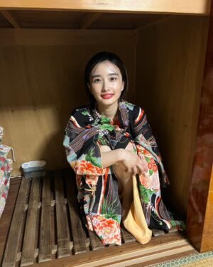 Oto Abe Instagram - 座敷童子風オフショット📷
こんな衣装も着ました笑