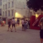 Oya Okar Instagram - Te Be Te oldu bile... aksak ritim vurma çabamız😂 💛🙏 #CounterRyhthmbizdeatasporu #festivaldeavignon #tbt