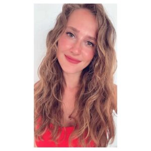 Oya Taşanlar Instagram - Hello 🌷