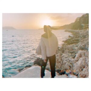 Oya Taşanlar Instagram - Antalya Kaş canım 🌻💛 🌊