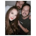 Oya Taşanlar Instagram - Sürpriz sonlu 🖤 boğazlı kazak darlamıştır temalı. 🥸 (kar vardı da biz mi çekmedik)