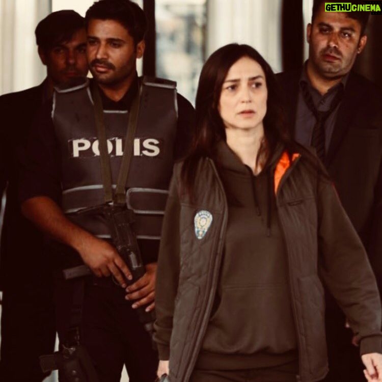 Özlem Çınar - 10.9K Likes - @mustafayabasofficial @mohammadhosein_latifi @fereshteh7047 @sufiani_private