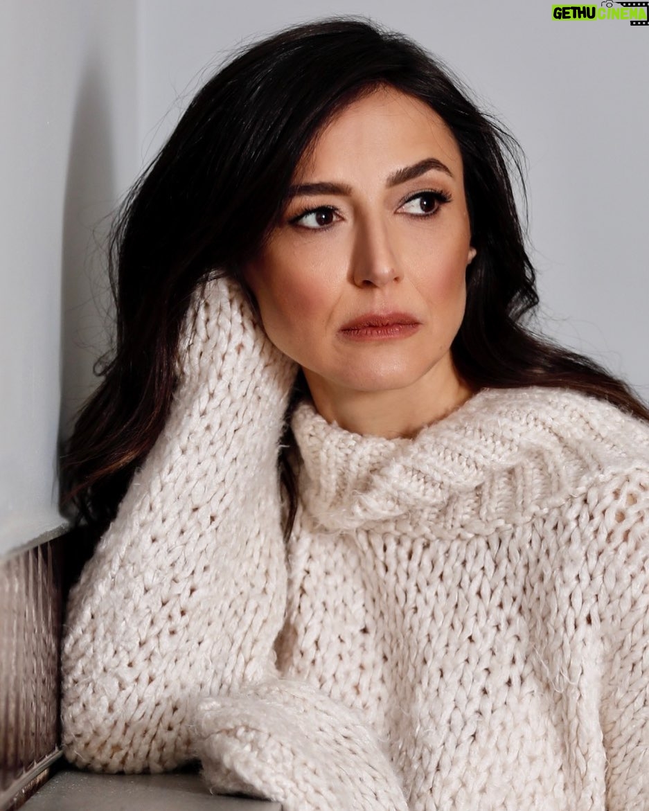 Özlem Çınar - 7.3K Likes -
