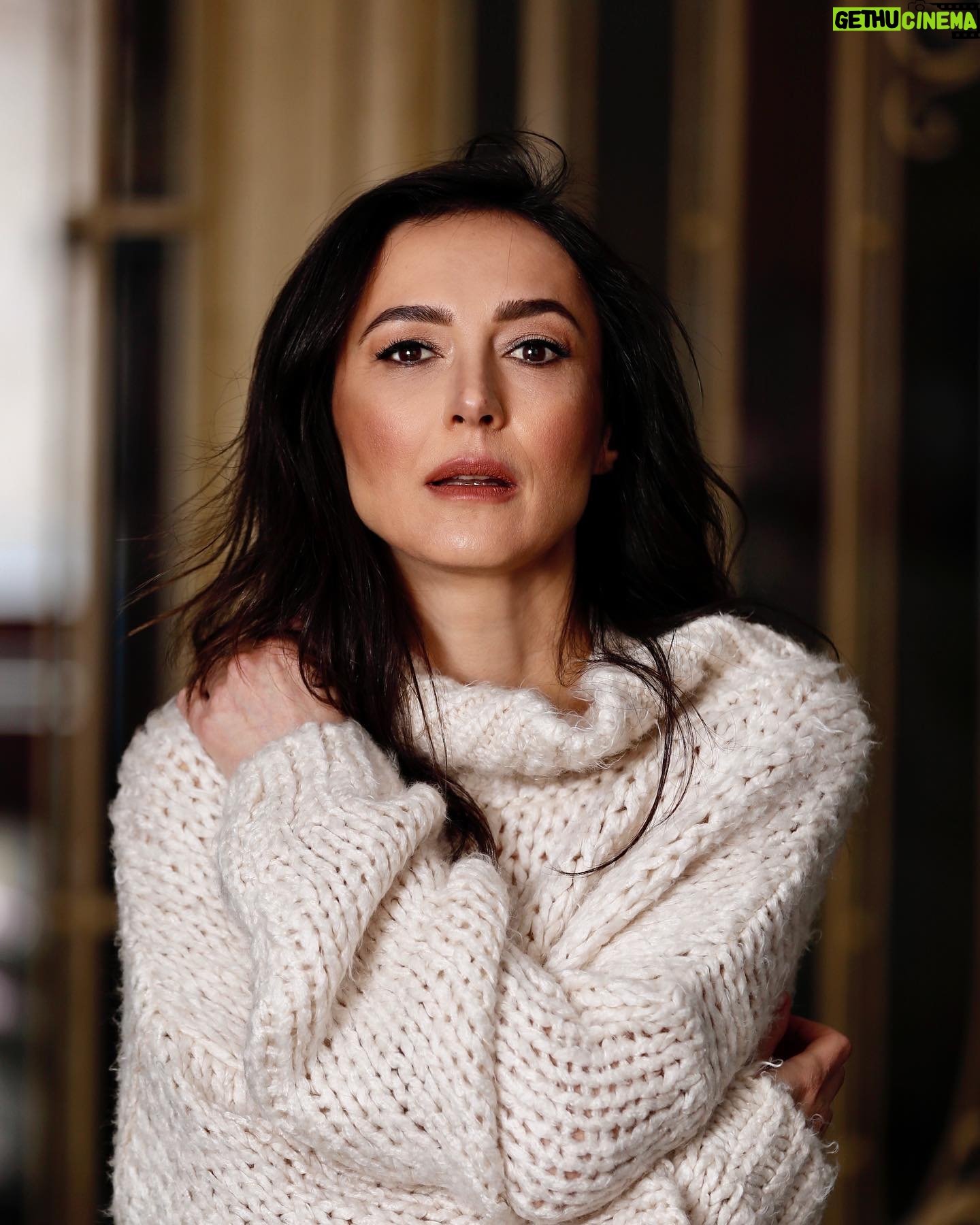 Özlem Çınar - 6.9K Likes -