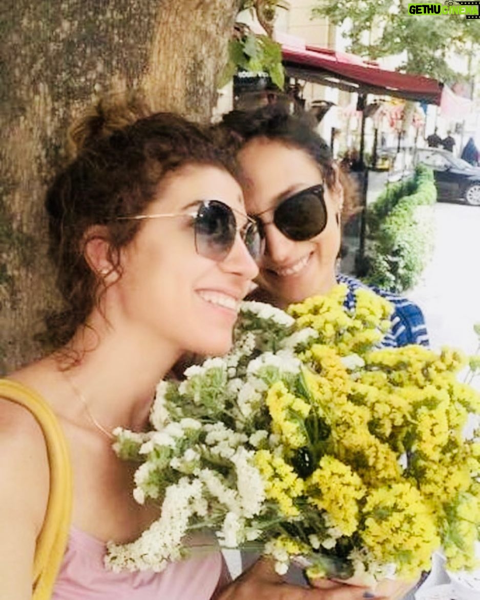 Özlem Çınar - 8.2K Likes -
