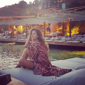 Özlem Conker Instagram - 💛