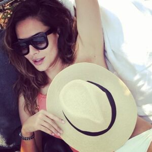 Özlem Conker Instagram - Relax🐚