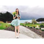 Pace Wu Instagram – 手上的花是我兒子從房間花瓶裡拿出來送媽媽的💓 #小吳私服日記