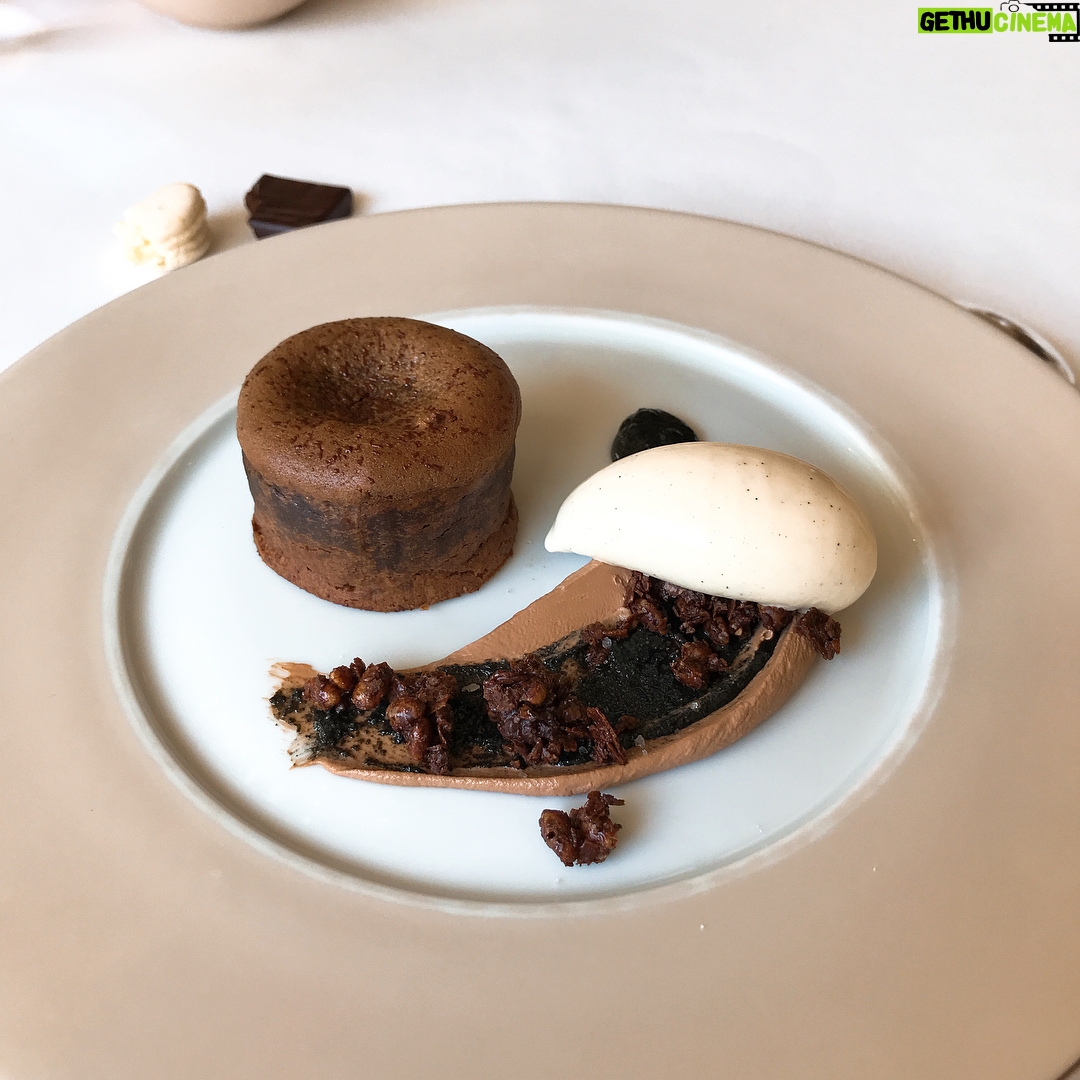 Pace Wu - 3K Likes - Very nice restaurant 🌟🌟🌟