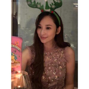 Pace Wu Instagram - @yanwei525 拍我在自拍😆。