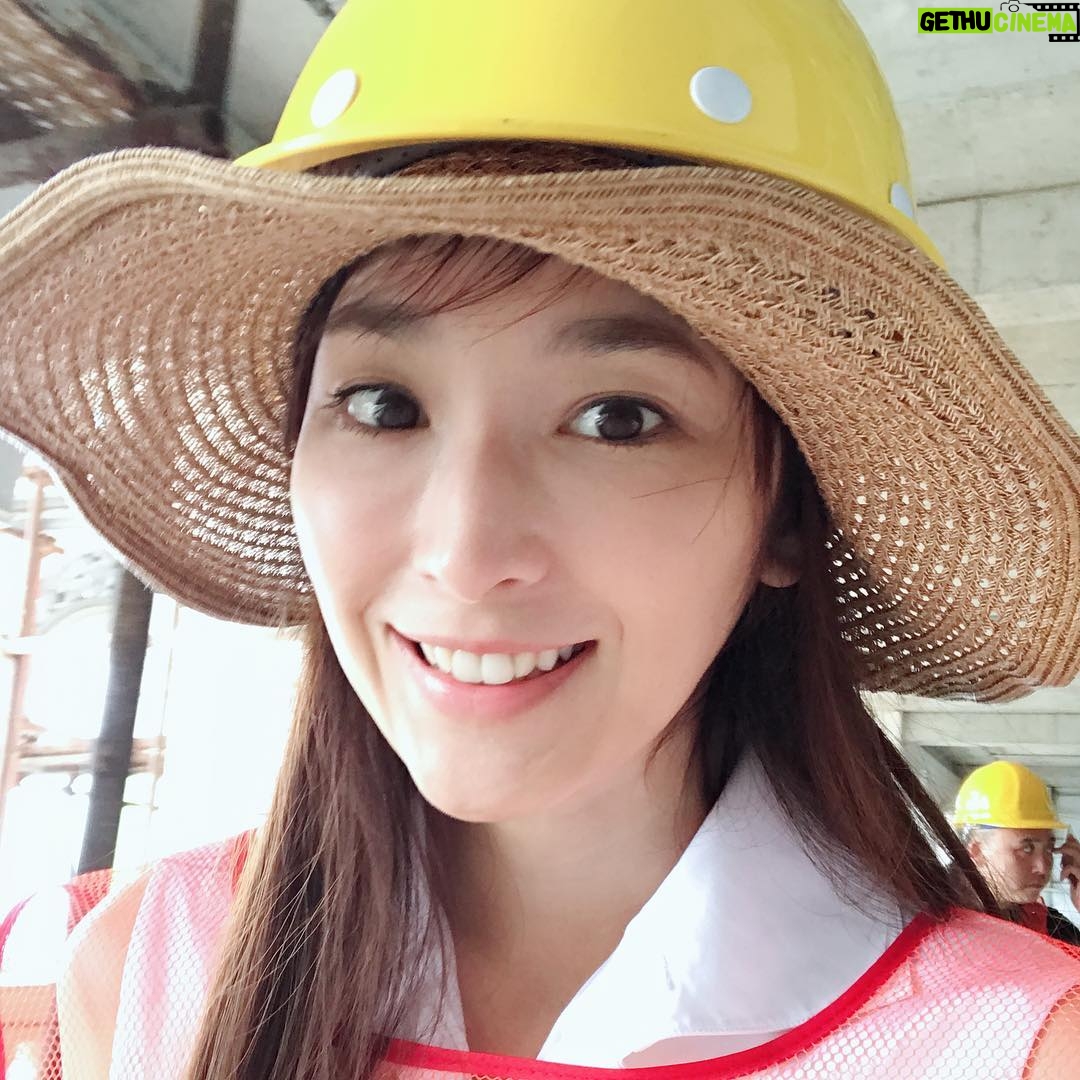 Pace Wu - 2.9K Likes - 工地巡視中