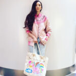 Pace Wu Instagram - Hillary畫給我的，將會是我最珍惜的包。MeCharity #CharlovesPlayright #mecharXplayright #智樂 #Playright #MePlay520 #charforcharity 謝謝 #artatkidshk 的老師