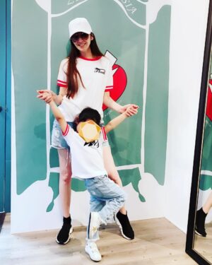 Pace Wu Instagram - Flash母女裝⚡️ @stacie_chen