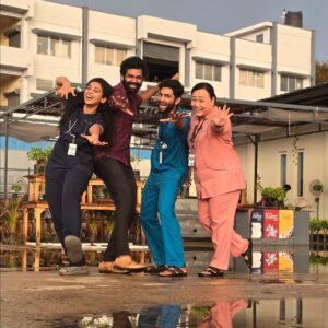 Padeni Kumar Instagram - Us being ourselves 😂😍❤️
.
#heartbeat #friends #funny #crazy #cinema #rainyday #sets #shoot