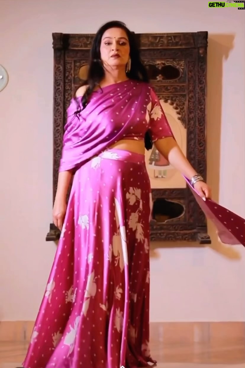 Padmini Kolhapure Instagram - @padmasitaa @sita_talwalkar @padminikolhapure SHOP TILL MIDNIGHT at LUXE WEDDING BRIGADE SHOW Dates : 24 & 25 May 2024 (Fri & Sat) Venue : Novotel Juhu Mumbai @novotel_juhu . . Witness Bridal Opulence & Grandeur Unravelling A Roster of Renowned Labels For Brides, BridesMaids & Avid Shoppers. A Magnificent Line Up of 100 Labels in Bridal & Festive Pret & Couture, Resplendent Jewels, Trousseau Essentials, Accessories & Luxury Gifting Solutions. SHOP here at The 2 Day MASSIVE Exhibition & Get Spoilt For Choice, a Confluence of an Array of Big Designers from Across India creating a Medley of High Street Aesthetics with Traditional Glamour. . . . #mumbai #wedding #weddingexhibition #weddingshopping #bridallehenga #gowns #bridalgowns #bridetobe #mumbaibloggers #indianbride #indianwedding #indiandesigners #bridalfashion #jewellery #designeroutfits #bridesofmumbai #mumbaijewellery #mumbaijewellers #exhibition #couture #bridalcouture #bridalfashion #pursuepretty #couture #fashionblogger #luxurylife #wedding2024 #mumbaijewellers #bridalfashion #mumbaibridalexhibition