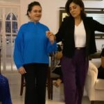 Padmini Kolhapure Instagram - Tripping on #natunatu with my favourite #neetukapoor step by step will get there soon 😉 #instareels fun fun fun