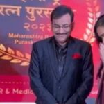 Padmini Kolhapure Instagram - Honoured to receive the Maharashtra Ratna award 🙏 I want to thank all of you who have been part of this unforgettable journey #gratitude #maharashtra #mumbai #kolhapur