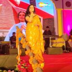 Padmini Kolhapure Instagram - What love 💕 #sonpurmela thank you #bihar Sonpur Mahotsav going on for decades 👏👏👏🙏🙏🙏