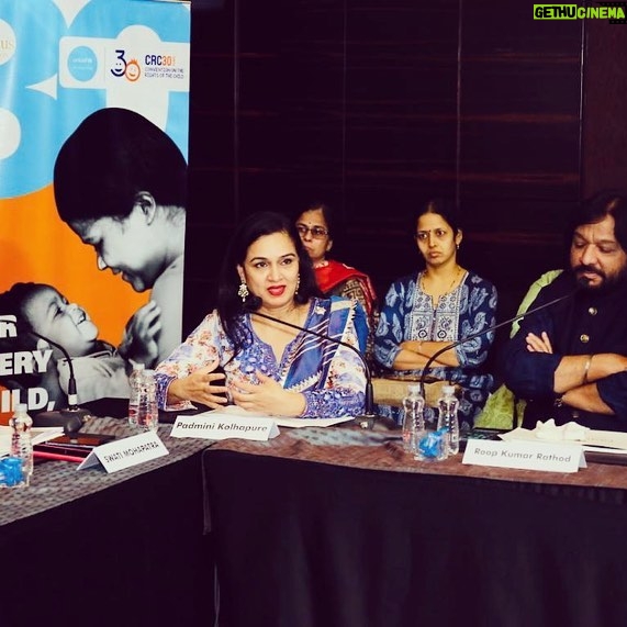 Padmini Kolhapure Instagram - #reachingout 🙏 Need of the hour !!! #joy #love #care #hope #safety FOR EVERY CHILD 🙌 Great initiative by @ushakakadeofficial https://www.facebook.com/Ushakakade111 @gravittusfoundationofficial in association with #unicef https://www.facebook.com/gravittusfoundation/