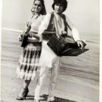 Padmini Kolhapure Instagram - looking at this picture I can’t imagine I danced with these high heels on the beach phew ! Movie Hum Hain Lajawab with #kumargaurav his rise to stardom after Love Story was phenomenal We did a film called LOVERS which didn’t do well at the box office but had a great opportunity to work with Ace Directer #bharathiraja