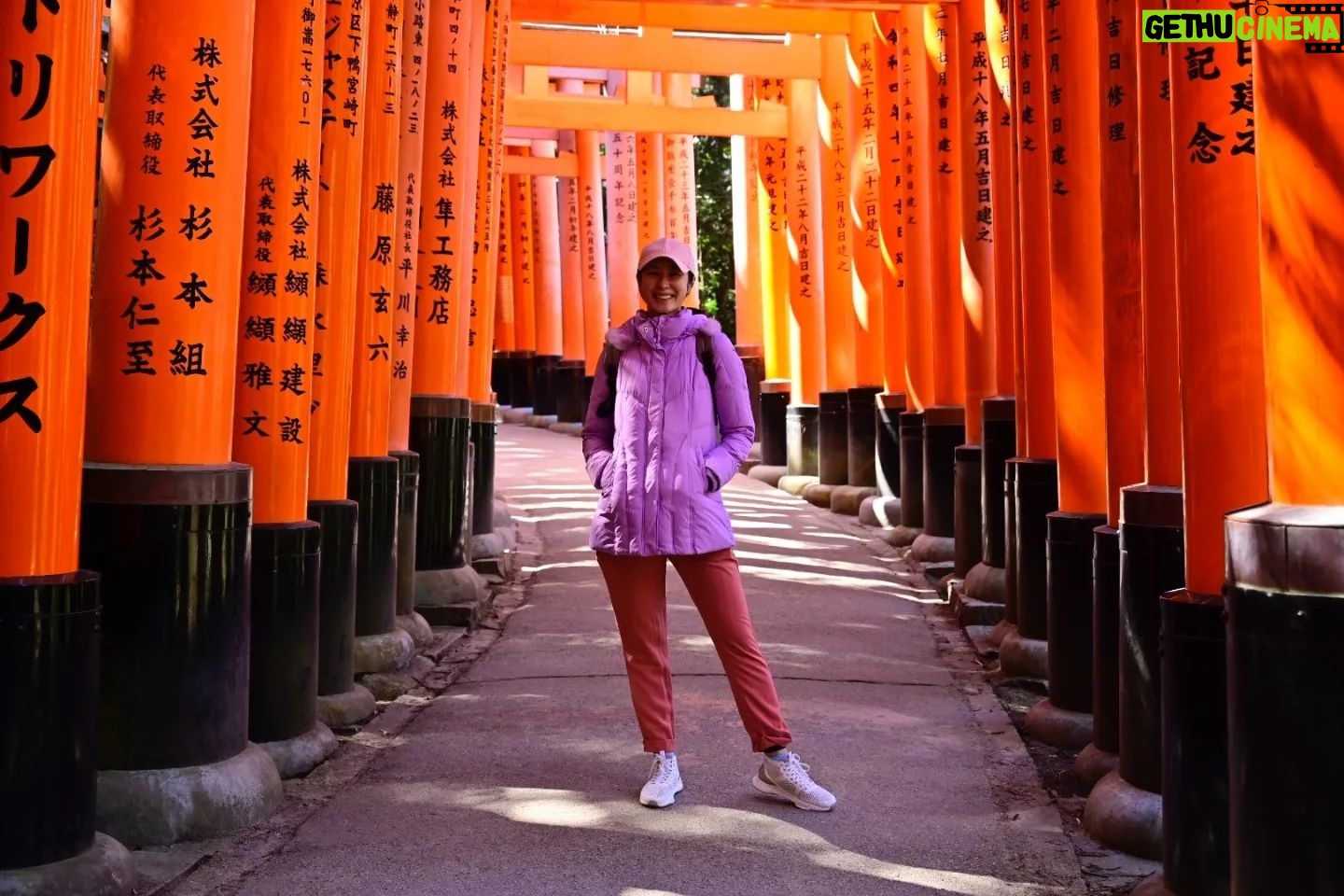 Paige Chua - 2.1K Likes - Kyoto is a destination I've been wanting to visit for the longest time. The charm, and nostalgia of the celebrated cultural capital of Japan fascinated me.
Well, as of all major cities, Kyoto has also been modernised. But the remnants of the past is still evident and held in pride.
#fushimiinari