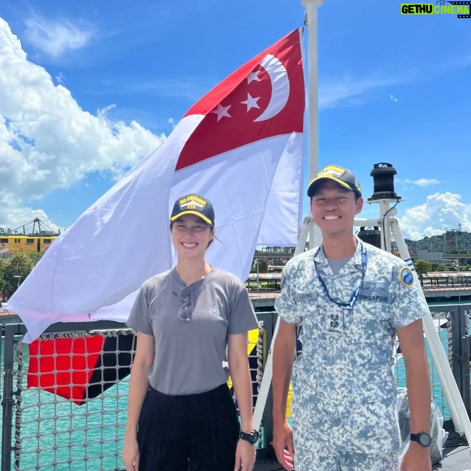 Paige Chua - 3.6K Likes - My "sailing" days are over but that period remains as one of the most memorable episodes in my life.
Fair winds and following seas🫡
@singaporenavy
#LTCSim
Navy@Vivo
