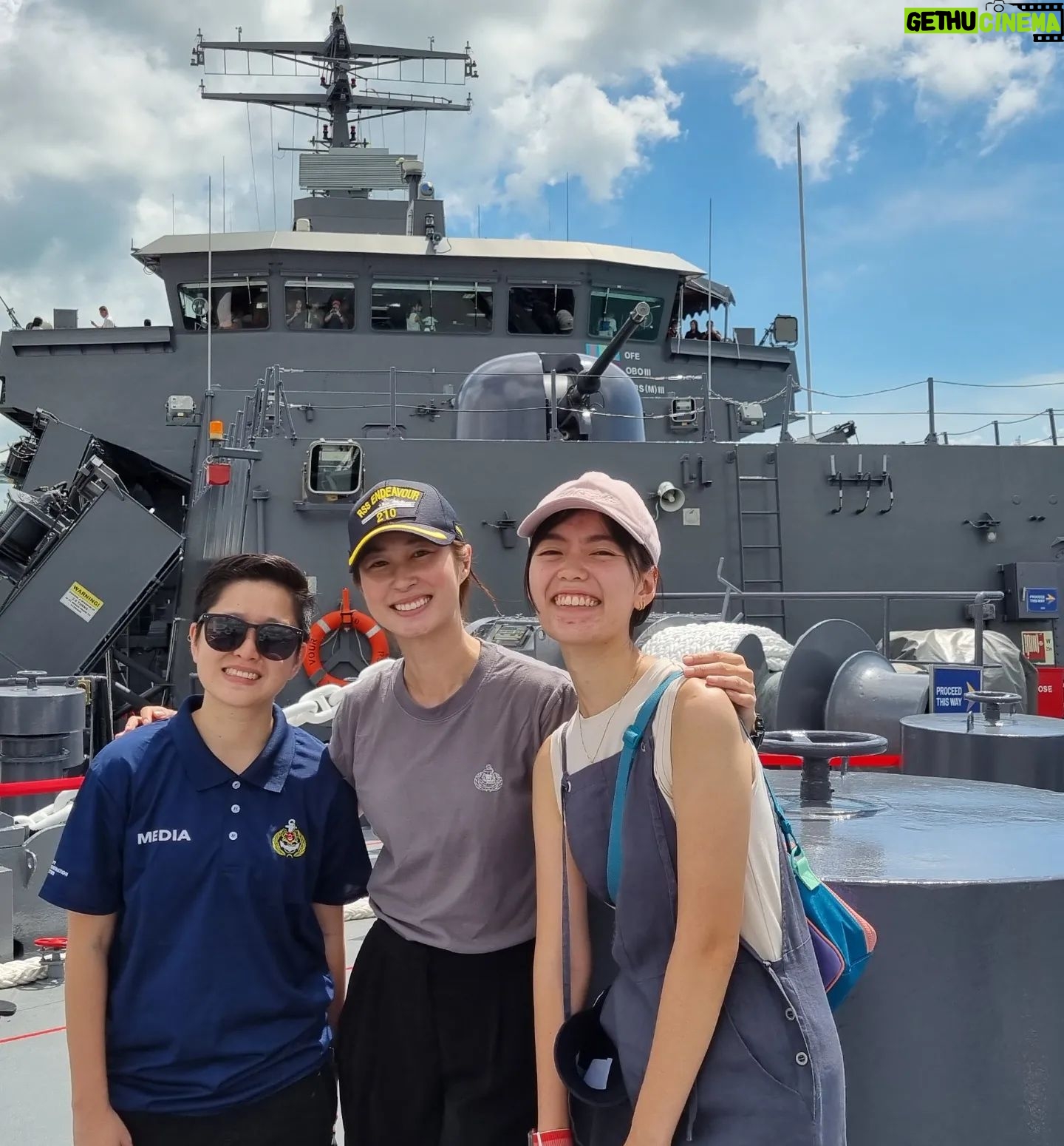 Paige Chua - 3.6K Likes - My "sailing" days are over but that period remains as one of the most memorable episodes in my life.
Fair winds and following seas🫡
@singaporenavy
#LTCSim
Navy@Vivo