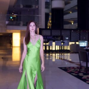 Paige Chua Instagram - Before setting off....💚

by the talented 
@henryhongzhen 
@limelightstudiosg

@pinkoofficial @bluebellsg
@keithpngtl
