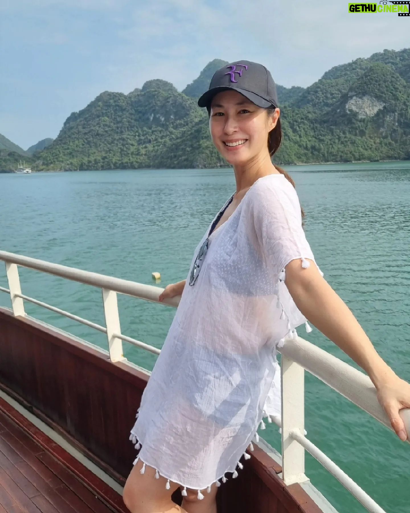 Paige Chua - 2.4K Likes - It's great to have my senses come alive again😊
It's been a while since there's just "I" in my head. I'll enjoy being just me for as long as I'm able to. 😁