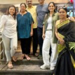 Pallavi Patil Instagram - Karnik and Patkar Family 🩷🩷🩷 . . Missed you chingi ,varsha tai,tagya ,aaba,tai,mai,baban ,nandudada . . #zeemarathi #navagadinavarajya #rama #raghav #aanandi #sulkshana #patkaraai #patkarbaba