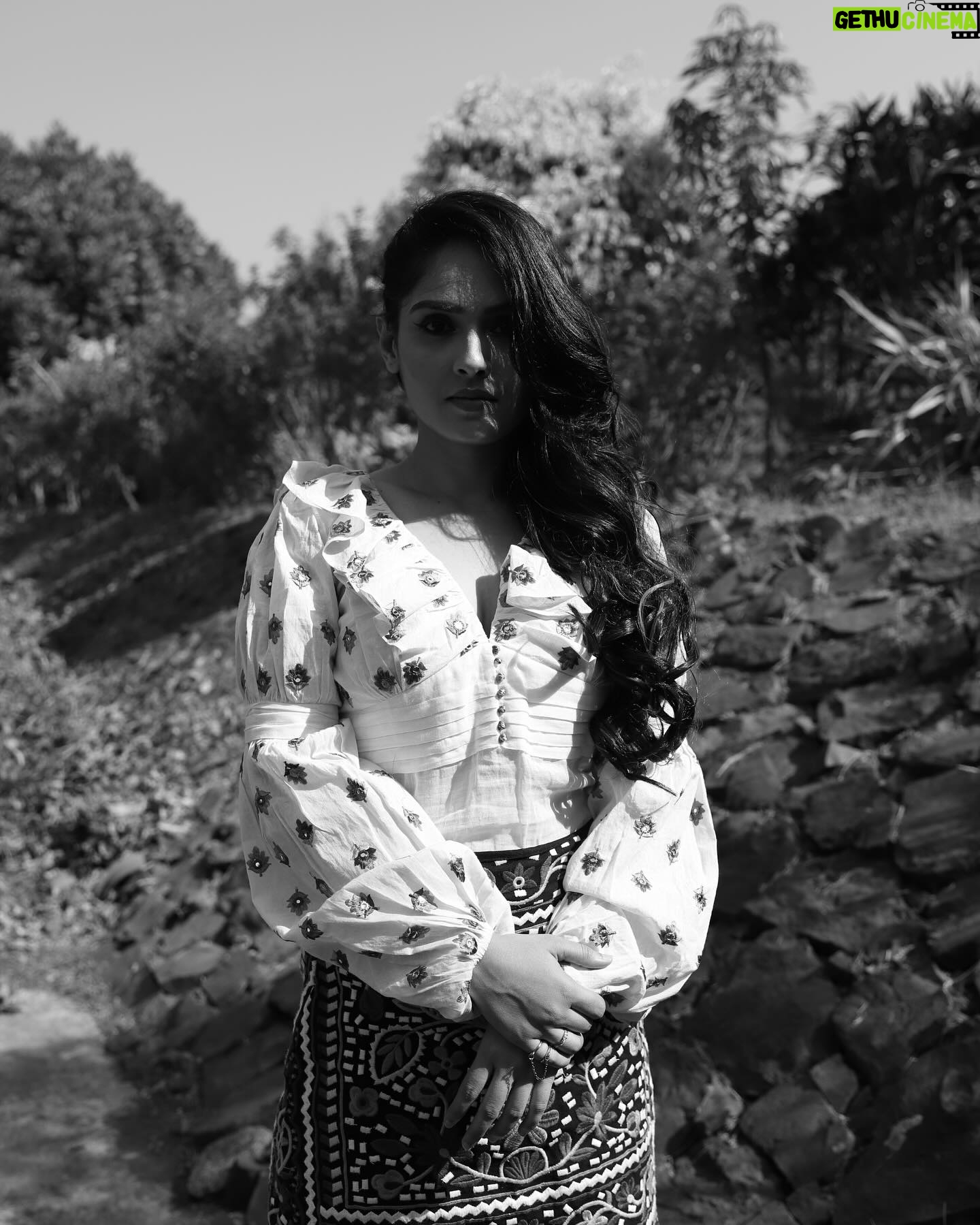 Pallavi Patil Instagram - ♣️♣️♣️ . . 📸 @swapnaspictorialhub 👗 @bavanni_by_poojak 💄 @shiulibiswas_artistry