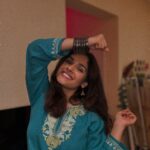 Pallavi Patil Instagram - सादगी तो हमारी ज़रा देखिए !!!😀