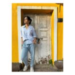Pallavi Patil Instagram - 💙🤍 @gazillion.in 🤍💙