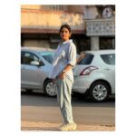 Pallavi Patil Instagram - 💙🤍 @gazillion.in 🤍💙