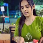 Pallavi Patil Instagram - नुसती बडबड 🤪 . . #candid #talktalktalk #pallavipatil