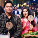 Pallavi Sharma Instagram - The best jodi award ❤️ #zeebangla #sonarsansar